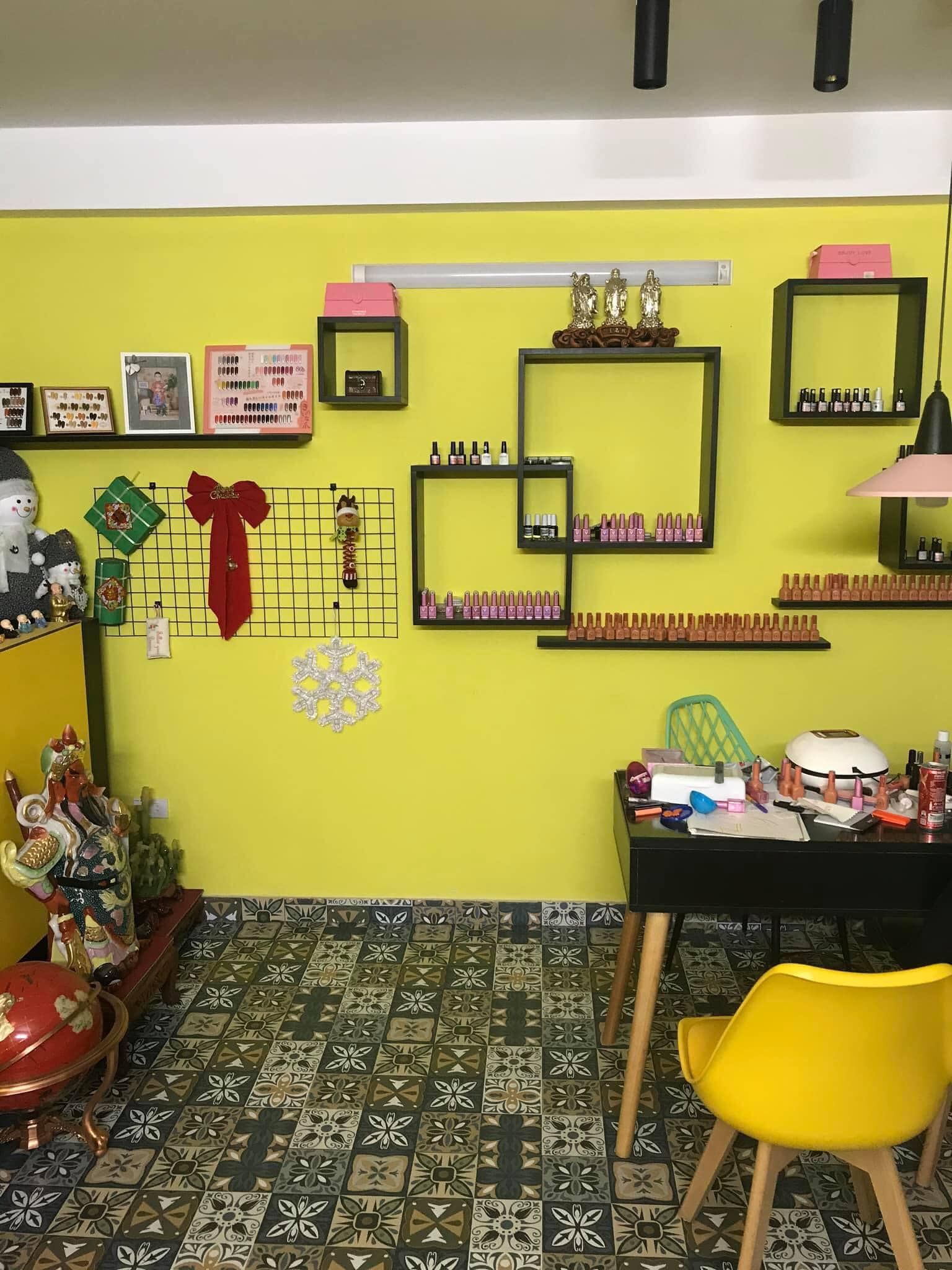 CHO THUÊ CCMN TẠI NGỌC THUỴ Diện Tích 21-26 m2 mỗi phòng đều có giường, bếp.