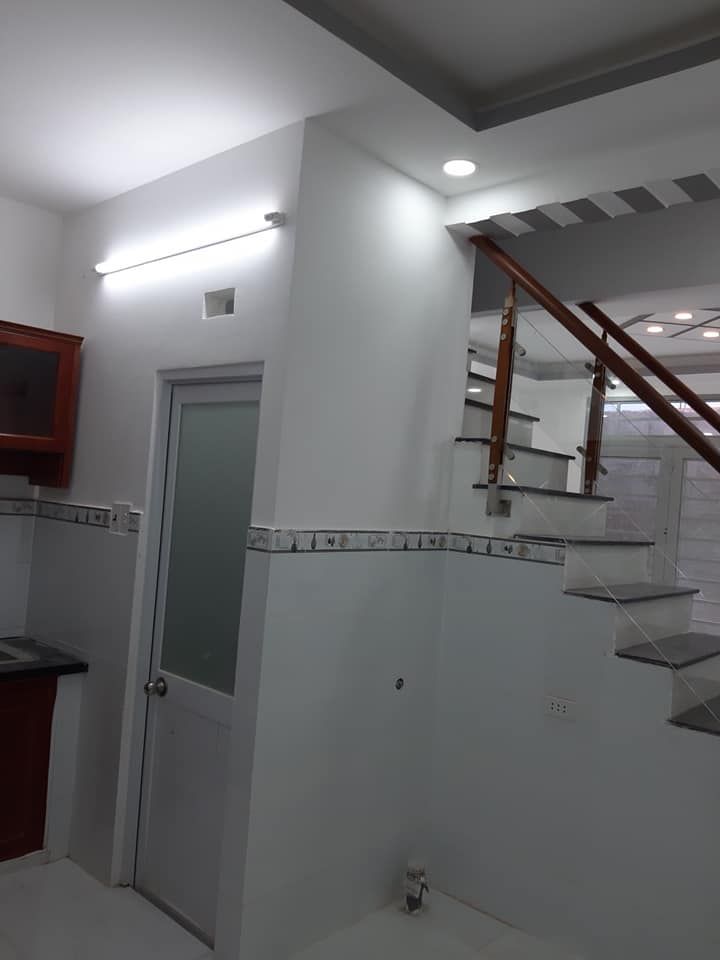Cho thuê nhà trệt lầu hẻm 160 Nguyễn Văn Quỳ, P. TTĐ, Q7 - DT : 4x8m,2PN,2wc Giá 6tr/tháng