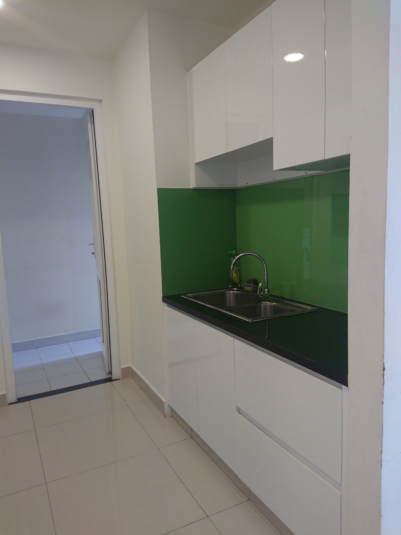 Cần cho thuê chung cư Lavita Garden đường số 3 Thủ Đức. Căn 2PN 2WC nhà trống sạch sẽ.