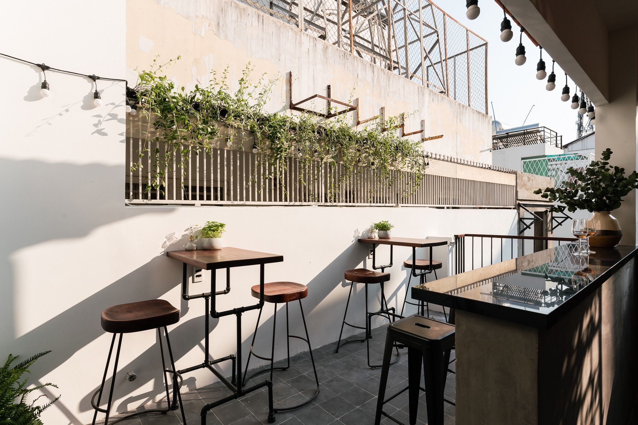 Cho thuê căn hộ bao chill Nằm ngay vị trí trung tâm q1 350 trần hưng đạo q1 Full nt Bếp chung