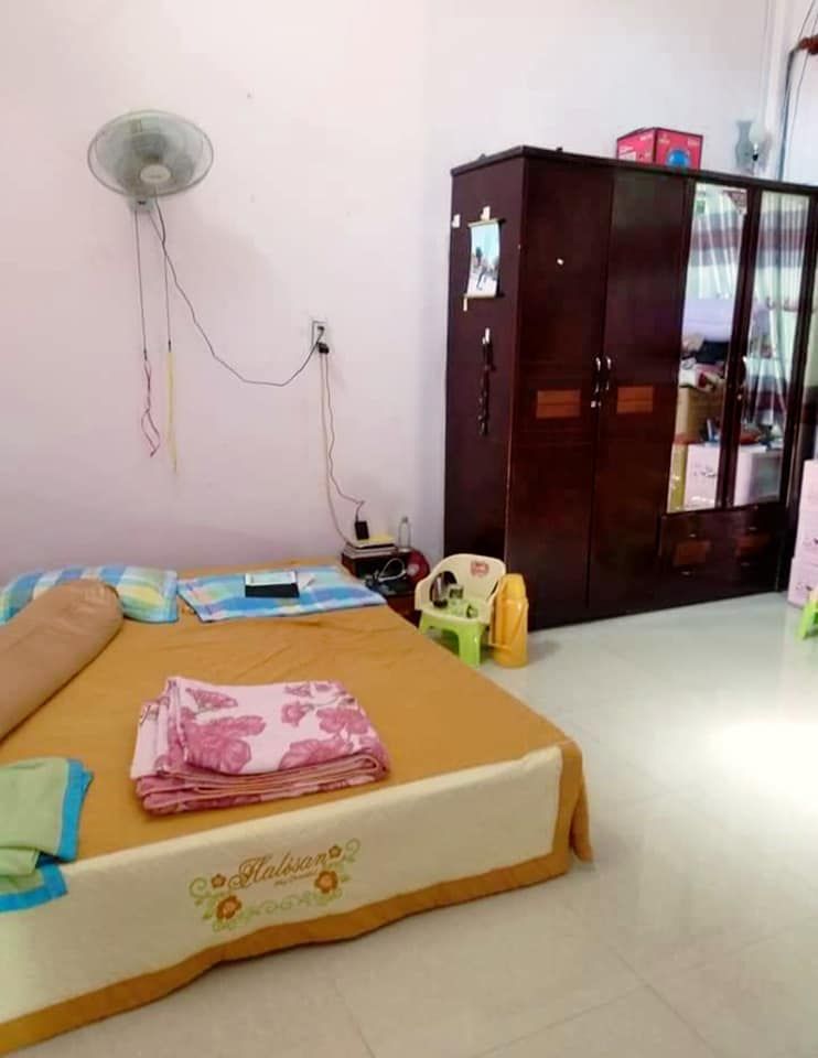 Cchủ cần bán gấp căn nhà 2 tầng đường Lương Định Của, Phường Lý Thường Kiệt, TP. Quy Nhơn .