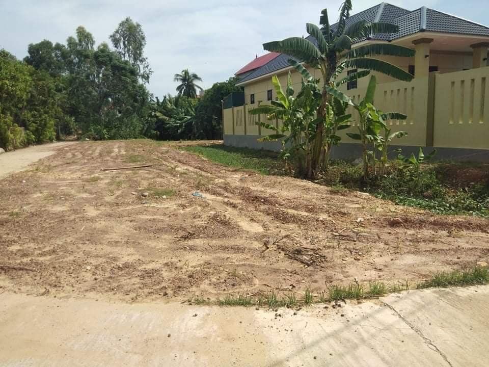 Bán đất tt Nam Lý 2mt siêu đẹp Diện tích:5,5x28, Hướng: Tây Nam đường oto bon bon