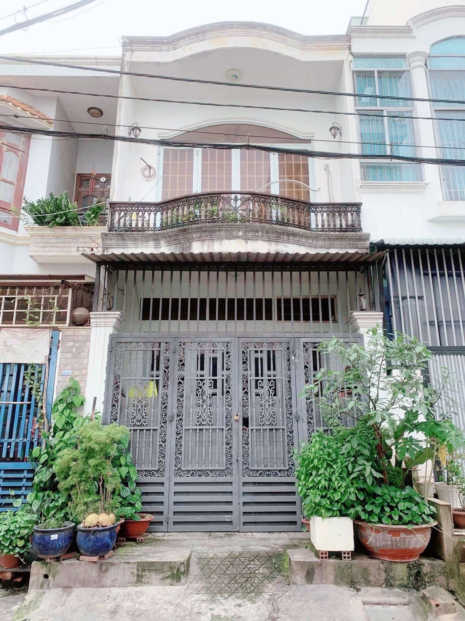 Bán nhà sát mt Nguyễn Ảnh Thủ-Q12 ,đường 8m, 56m2-2tang ngay Ngã 3 Đông Quang ,4 tỷ nhỉnh