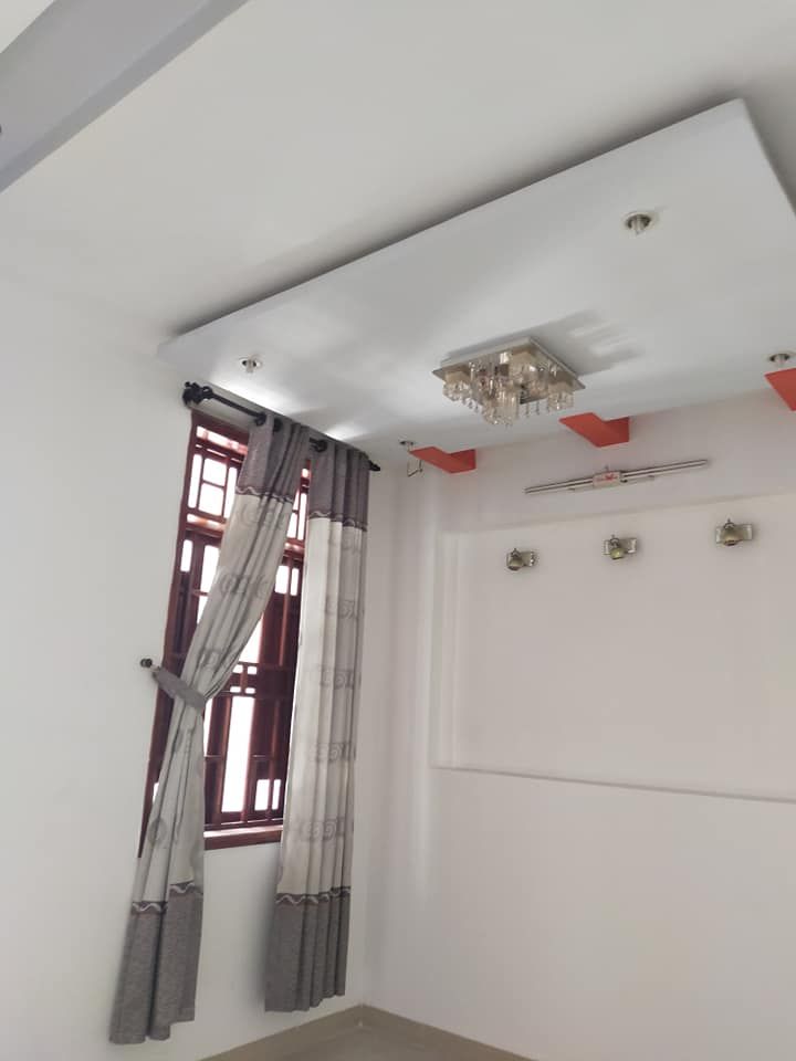Bán Nhà 3 Tầng , Kiệt 482 Hoàng Diệu thông Trưng nữ vương - vị trí kiệt chỉ cách đường chính 60m