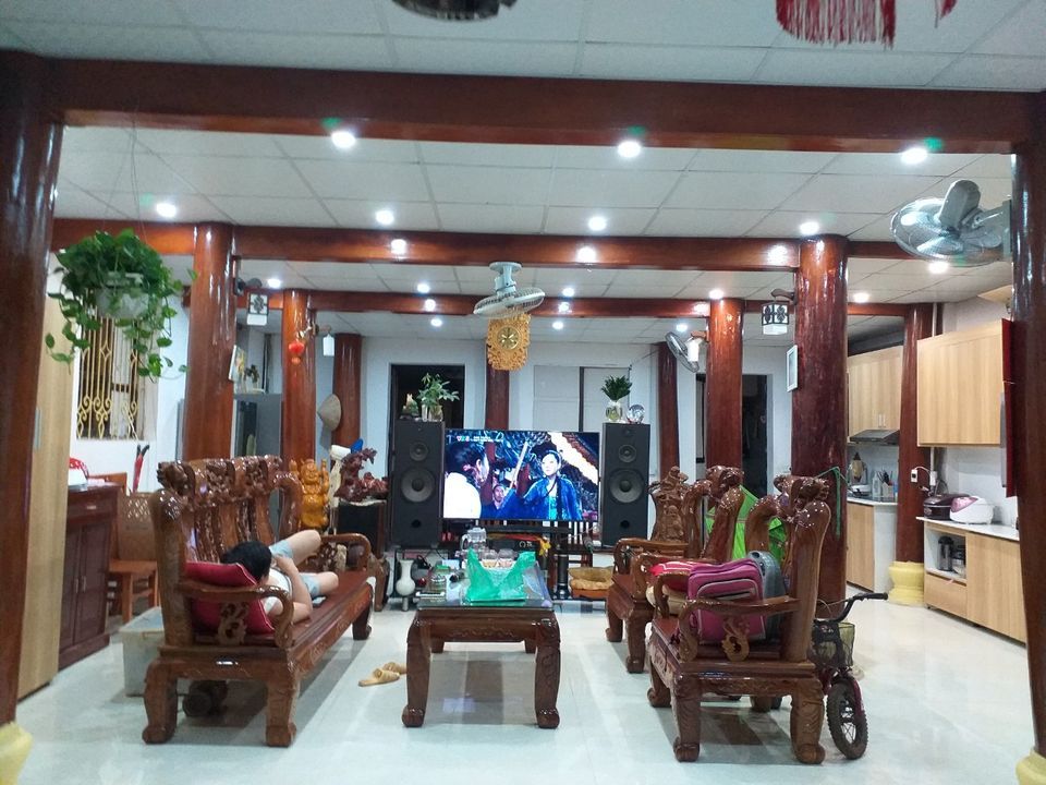 Bán nhà Dt : 7x15 Đ/c: Tổ 12. Phường noong bua.TP điện biên phủ giá cả thỏa thuận dưới 1.7tỷ
