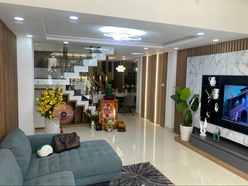 BÁN NHÀ LK THẠNH XUÂN 22 Q12. DT: 4m X 18m KC: Đúc 4 lầu khu dự án đồng bộ tuyệt đẹp. Hẻm 6m.
