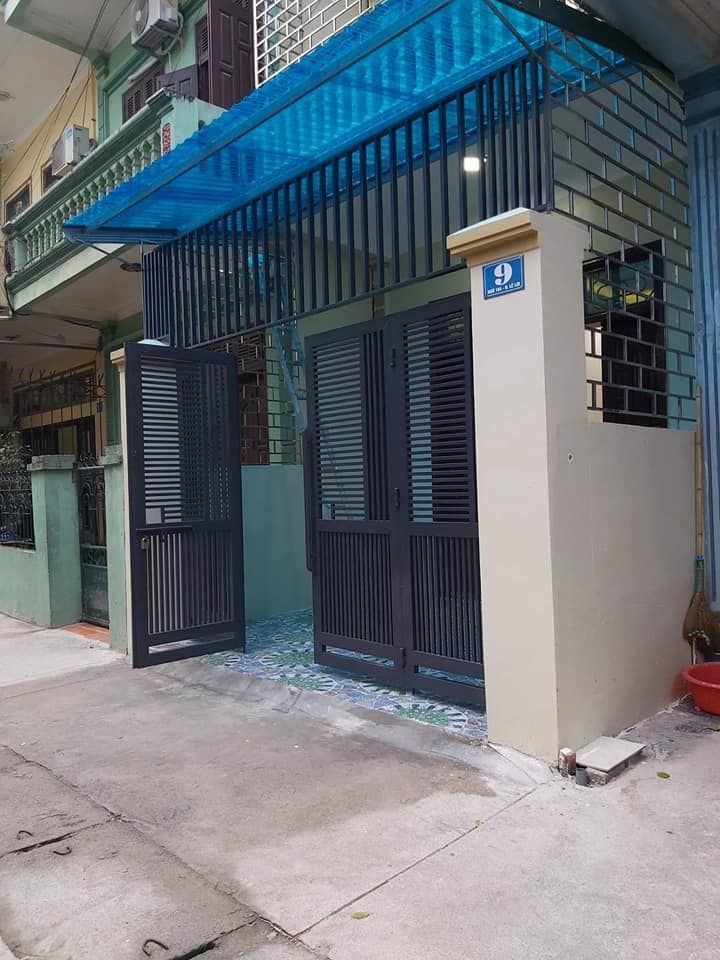 GIA CHỦ CHUYỂN NHÀ ĐI HÀ NỘI NÊN BÁN NHÀ 3 TẦNG Ở GẦN CHỢ BẦU DIỆN TÍCH 64M LƯU KHÔNG