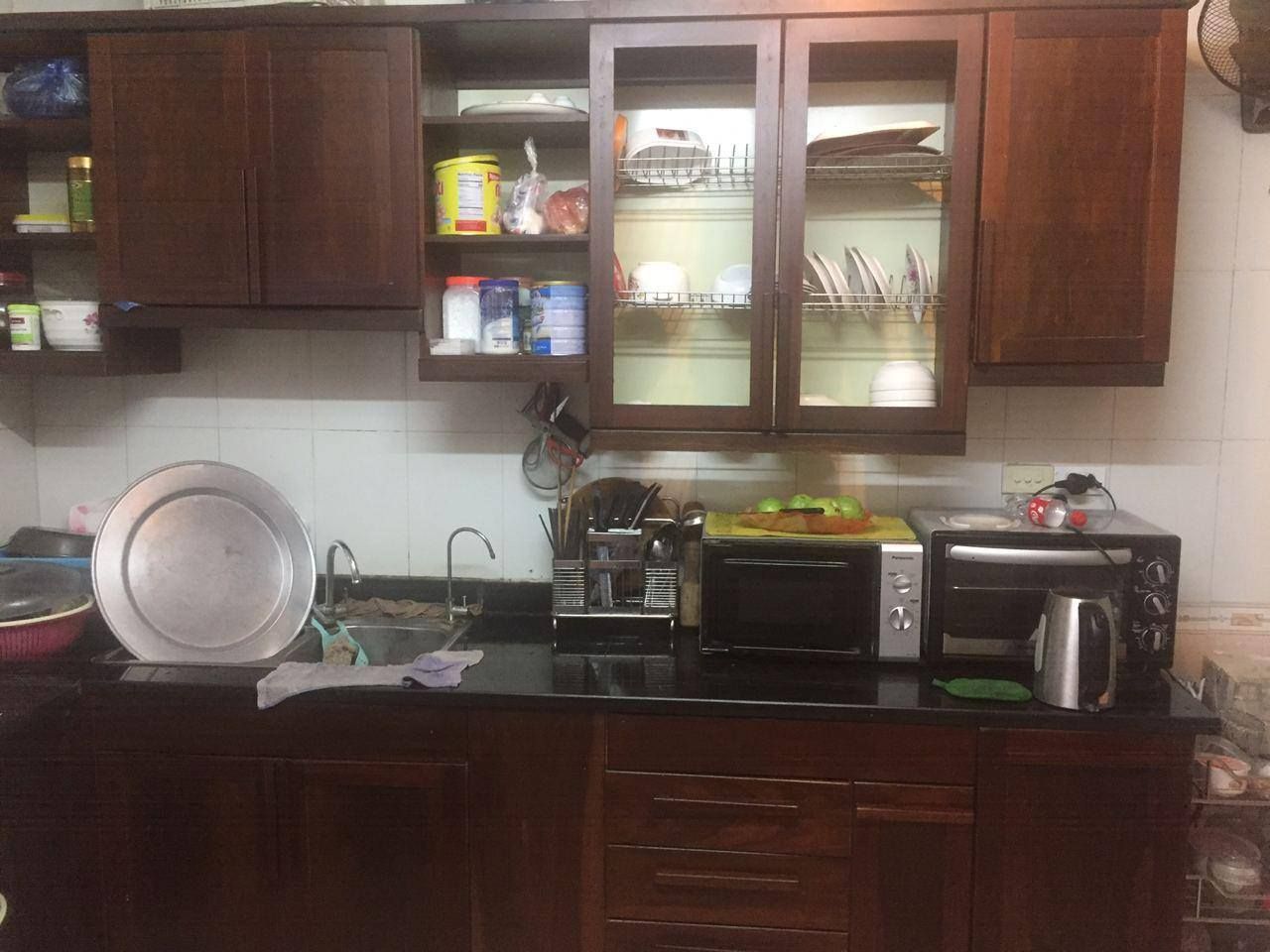 Cho thuê nhà mặt phố Thái Thịnh Nhà có 1 mặt bằng kinh doanh 40m2 và 1 nhà riêng Có 3 ngủ khép kín