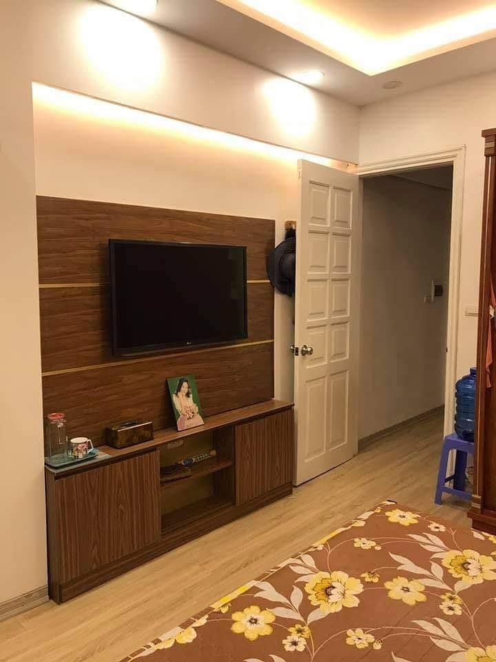 BÁN NHÀ GẤP TẠI LÁNG- 5T- NHÀ LÔ GÓC- NGÕ RỘNG- Ô TÔ TẢI ĐỖ CỬA- KINH DOANH ĐỈNH- GIÁ CHỈ HƠN 4 tỷ