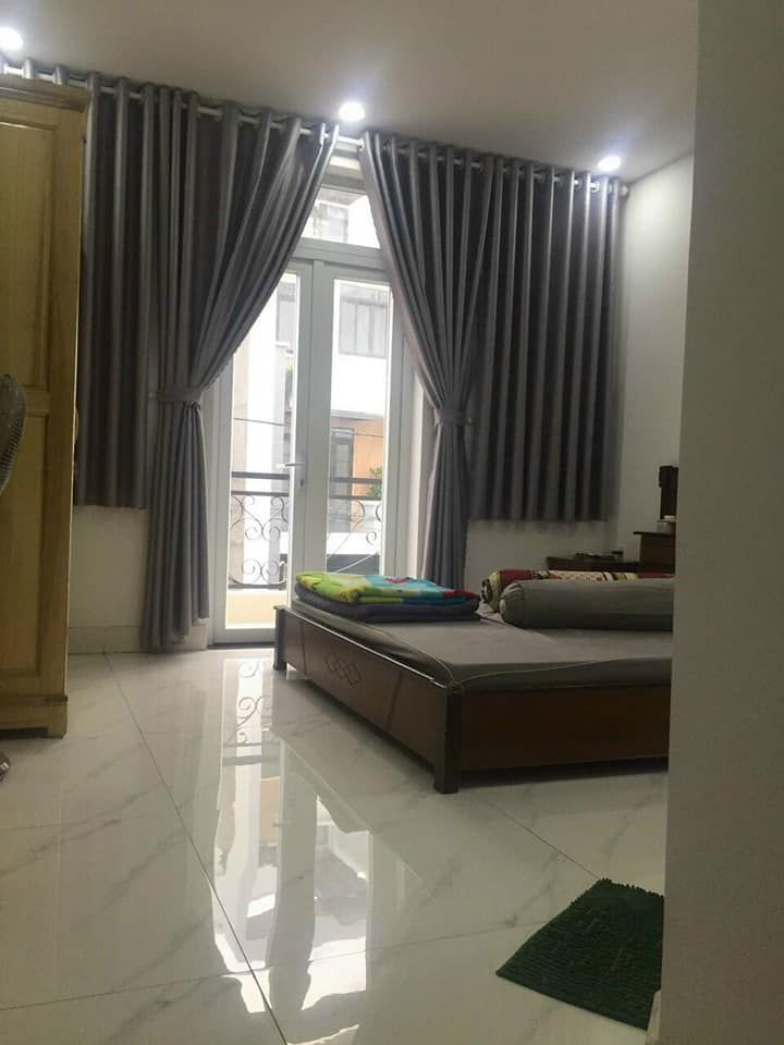 BÁN NHÀ LK THẠNH XUÂN 22 Q12. DT: 4m X 18m KC: Đúc 4 lầu khu dự án đồng bộ tuyệt đẹp. Hẻm 6m.