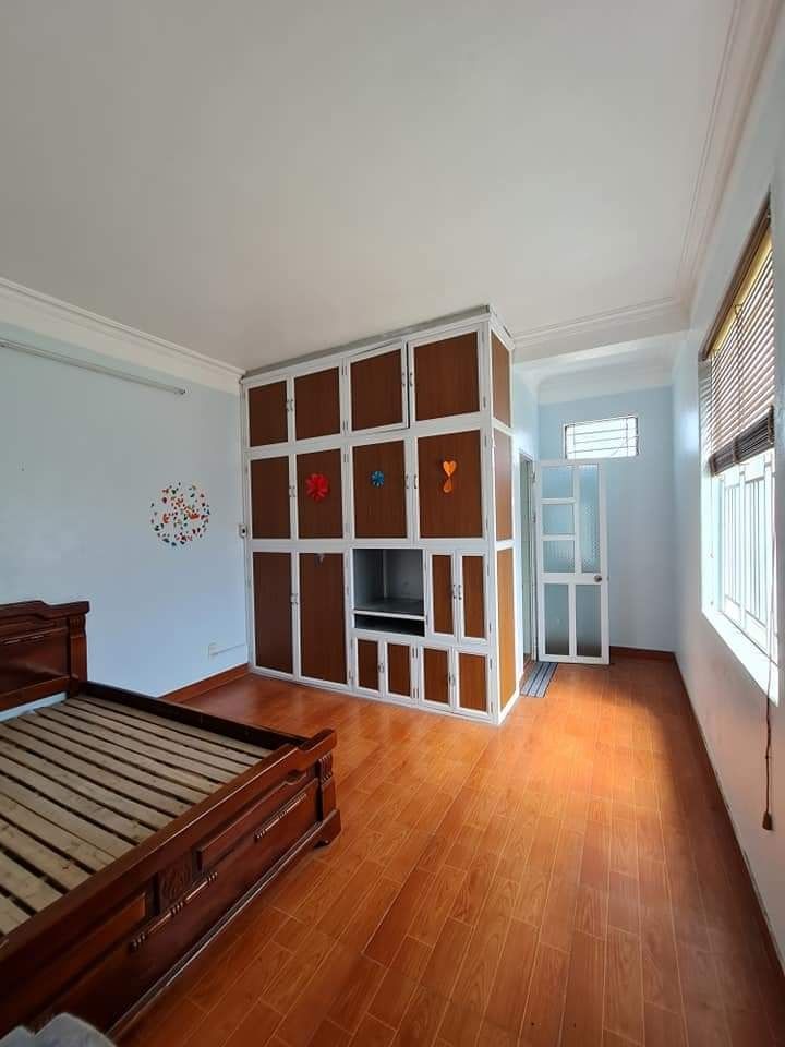 Cho thuê nhà. Đầu ngõ đường Máng Nước - An Đồng. Gần chợ Vĩnh Khê,gần trường học,ngõ to ô tô tải