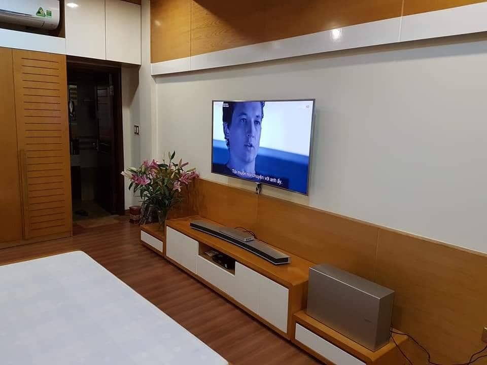 Nhỉnh 3 tỷ có nhà 30m2 Võ Chí Công, ô tô 7 chỗ đỗ cửa, 5 tầng đẳng cấp!!!