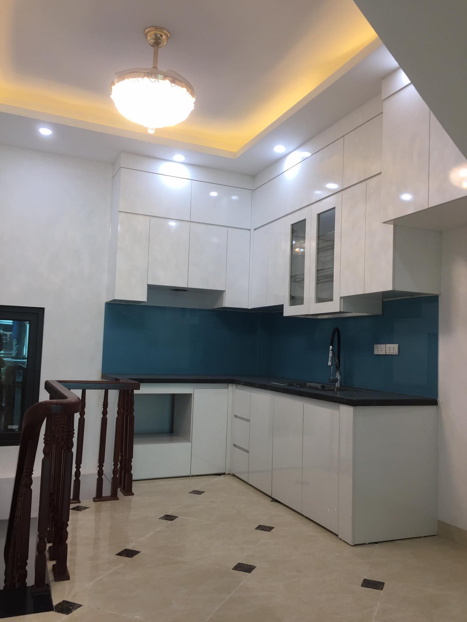 Bán Nhà thuộc phố Nguyễn Công Trứ , Hà Đông, tầng 1: 38m, từ tầng 2 đua ra là 45m, 5 tầng