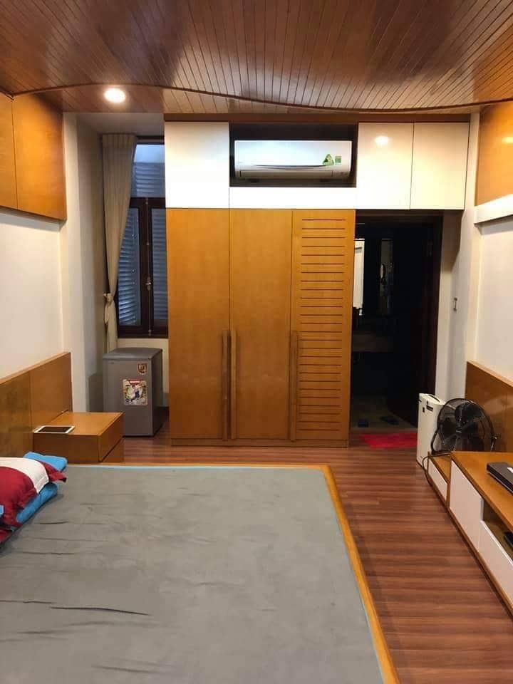 Nhỉnh 3 tỷ có nhà 30m2 Võ Chí Công, ô tô 7 chỗ đỗ cửa, 5 tầng đẳng cấp!!!