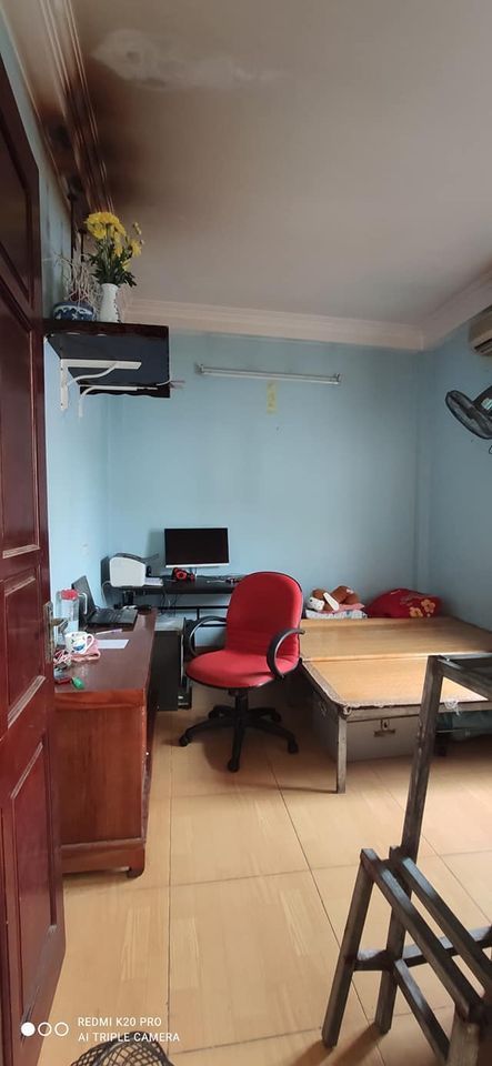 Chính chủ bán nhà tự xây 40m*4T*3N ngay gần ngã tư Hà Trì - Hà Đông. Ngõ rộng 2.5m cách ô tô tránh