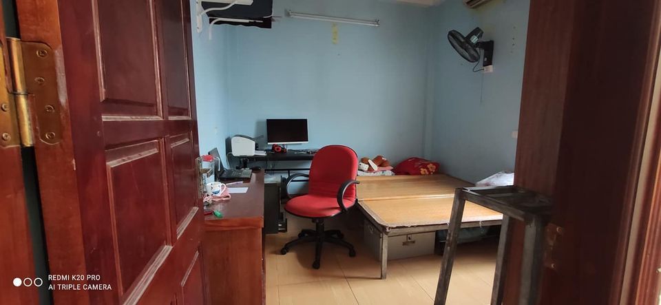 Chính chủ bán nhà tự xây 40m*4T*3N ngay gần ngã tư Hà Trì - Hà Đông. Ngõ rộng 2.5m cách ô tô tránh