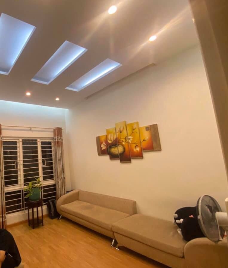 Chính chủ cần bán nhà 5 tầng tại ngõ 33 Phố Cự Lộc, Thanh Xuân, Hà Nội, 5p ra Royal City