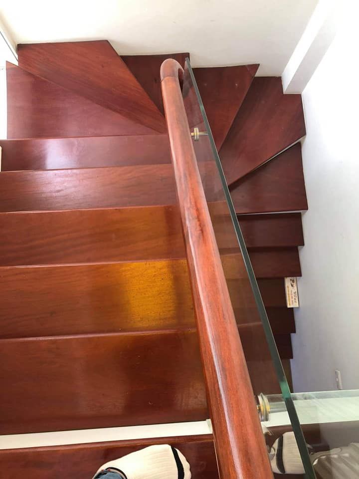 Bán gấp nhà đẹp Hoa Bằng sát phố 41m 4 tầng giá 4,5 tỷ có thương lượng