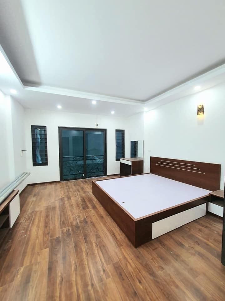 Bán gấp nhà đẹp quận Hoàng Mai Vị trí đẹp ngõ rộng 3m , kinh doanh nhỏ , ngõ thông tứ phía