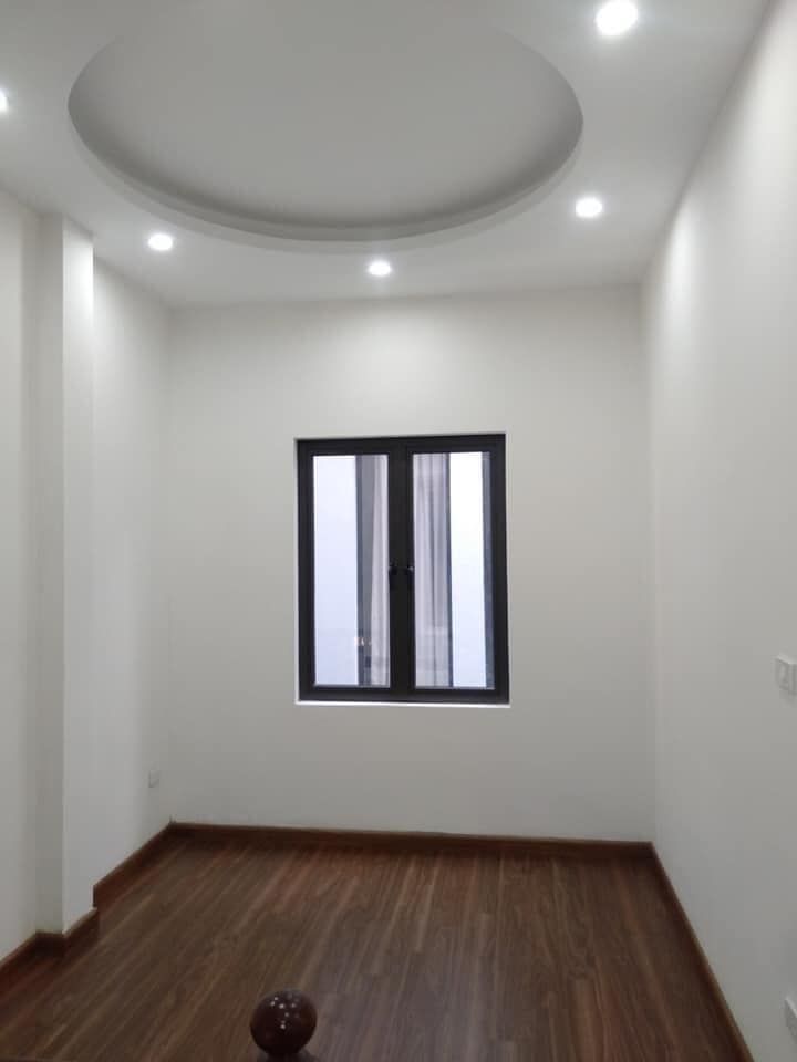 Ô Tô Vào Nhà - Kinh Doanh Sầm Uất. Phố Nguyễn Lương Bằng nhà xây với diện tích 60m
