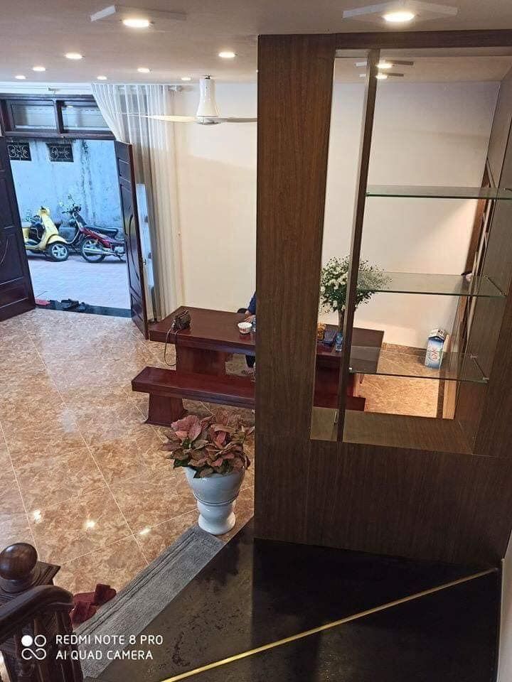 BÁN NHÀ ĐẸP LONG BIÊN CỦA NHÀ THIẾT KẾ DANH TIẾNG - NGÕ NÔNG RỘNG NHƯ PHỐ- DÂN TRÍ CAO