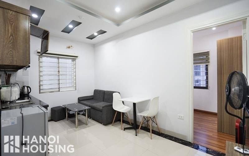 Cho thuê căn hộ đầy đủ nội thất tại số 8 ngõ Núi Trúc , Kim Mã , Ba Đình Hà nội Giá : 7.5tr