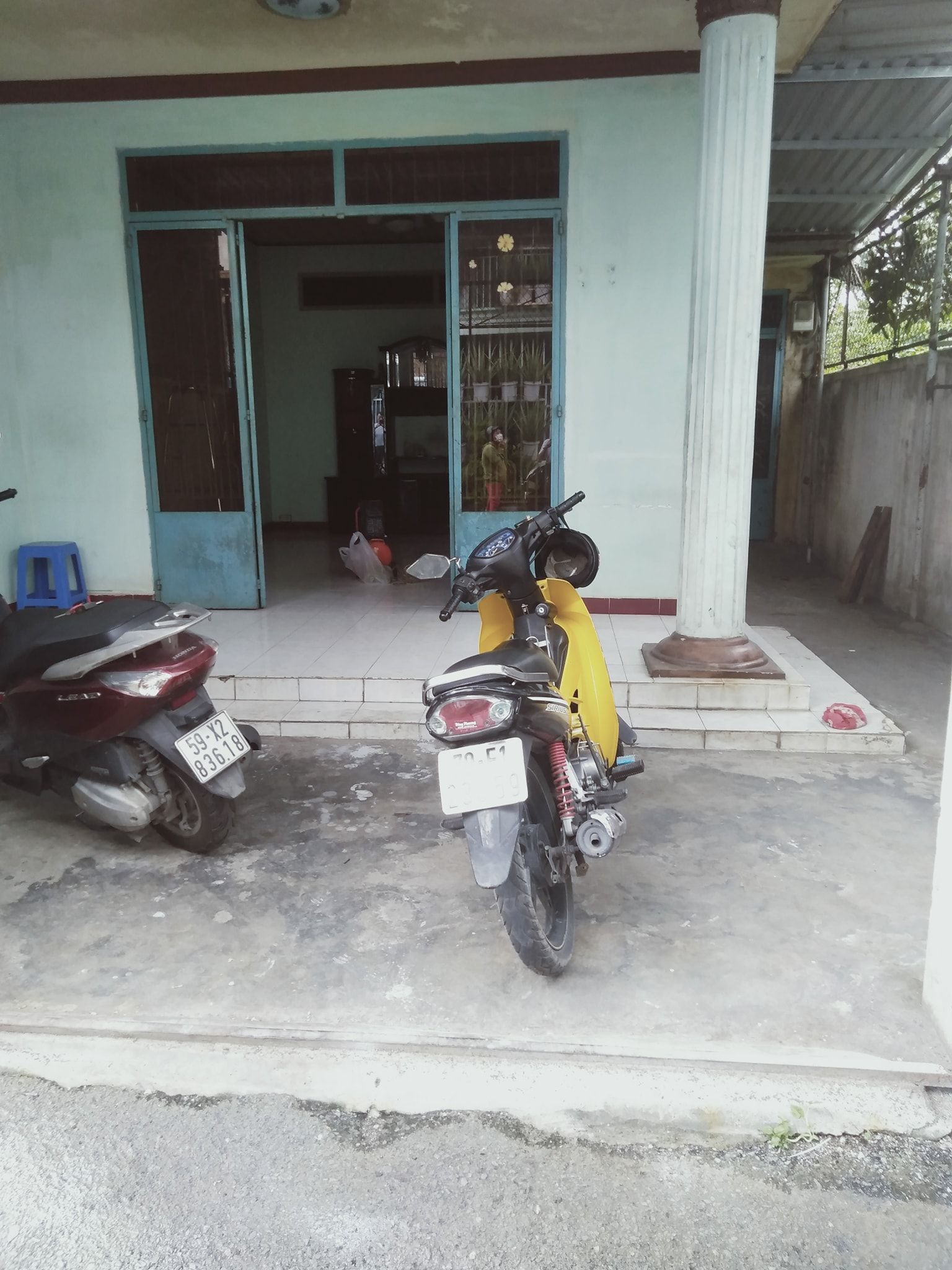 Cho thuê nhà nguyên căn 2pn.Giá 5tr. kế Đầu đường số 8 Linh Xuân .DT 6x14m. Đường 4m. LH 0364958766