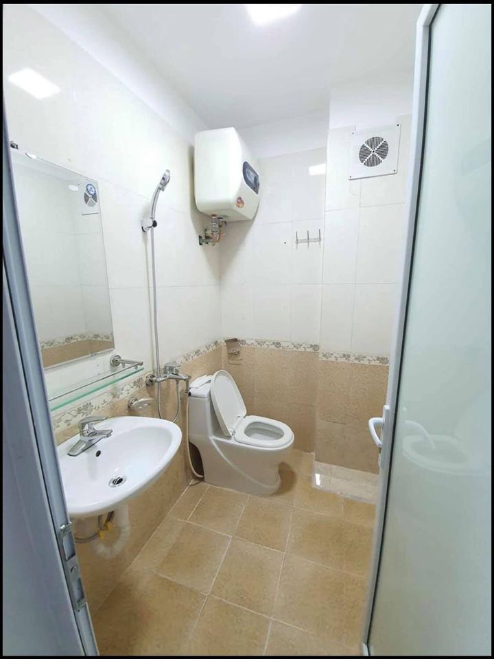 NHÀ GIÁP BÁT Q. HOÀNG MAI, GẦN GIẢI PHÓNG. Diện tích 31m2 sổ đỏ chính chủ. Nhà xây 4 Tầng.