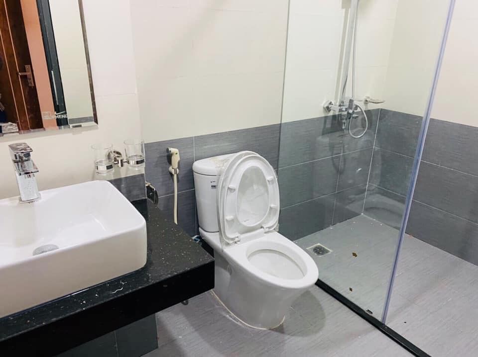 BÁN NHÀ ĐẸP LONG BIÊN CỦA NHÀ THIẾT KẾ DANH TIẾNG - NGÕ NÔNG RỘNG NHƯ PHỐ- DÂN TRÍ CAO