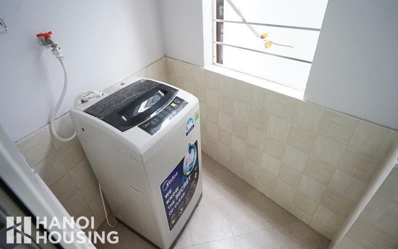 Cho thuê căn hộ đầy đủ nội thất tại số 8 ngõ Núi Trúc , Kim Mã , Ba Đình Hà nội Giá : 7.5tr