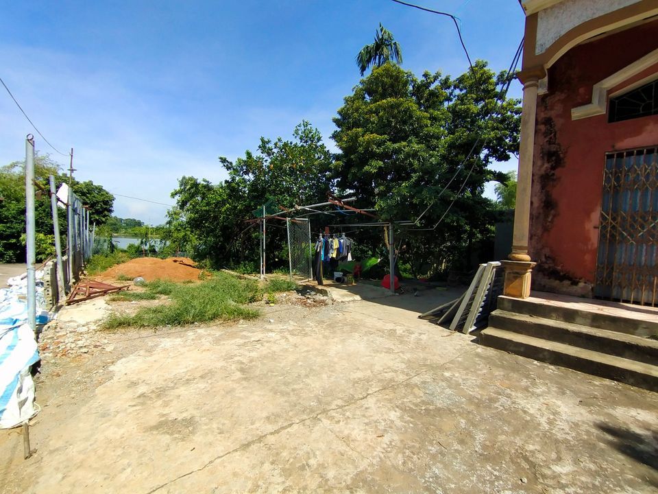 bán đất view sông Tích Giang , 862 m2 , có 400 m2 thổ cư , giá 2 triệu / 1m2