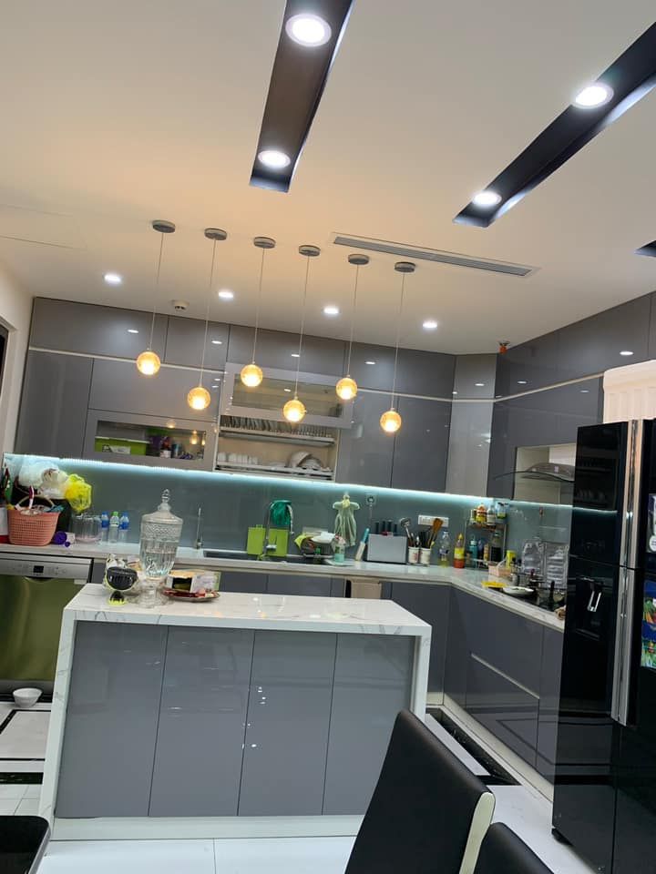 Chính chủ cần bán căn chung cư tại Việt Đức complex , nội thất đầy đủ. Giá cắt lỗ