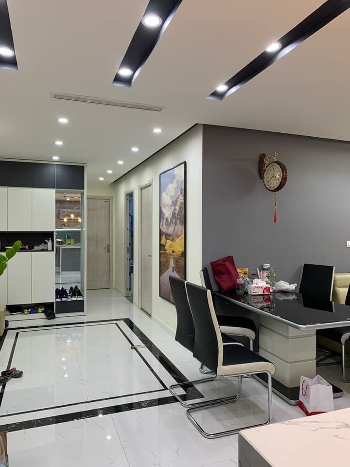 Chính chủ cần bán căn chung cư tại Việt Đức complex , nội thất đầy đủ. Giá cắt lỗ