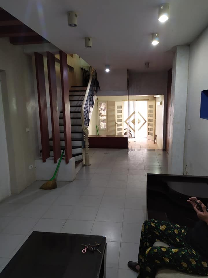 CHO THUÊ NHÀ NGUYÊN CĂN cách đầm hồng 20m , ở gia đình , ở nhóm. Nhà bùi xương trạch 9tr