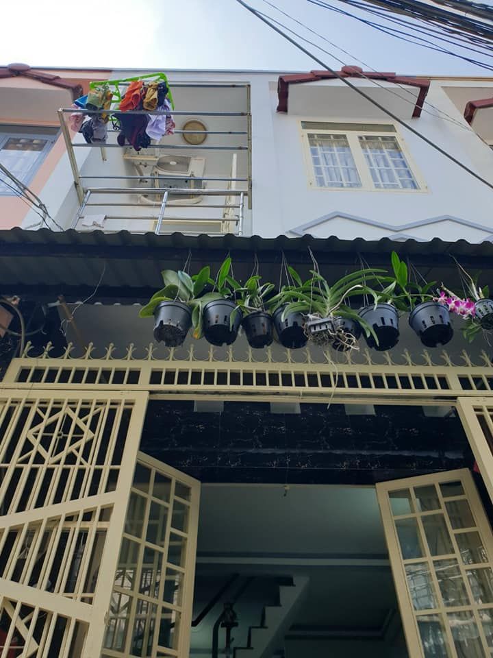 Cho thuê nhà nguyên căn thị trấn nhà bè đường Huỳnh Tấn phát. Dt 4x9m. Kết cấu:trệt lầu 1PK,2PN,2WC