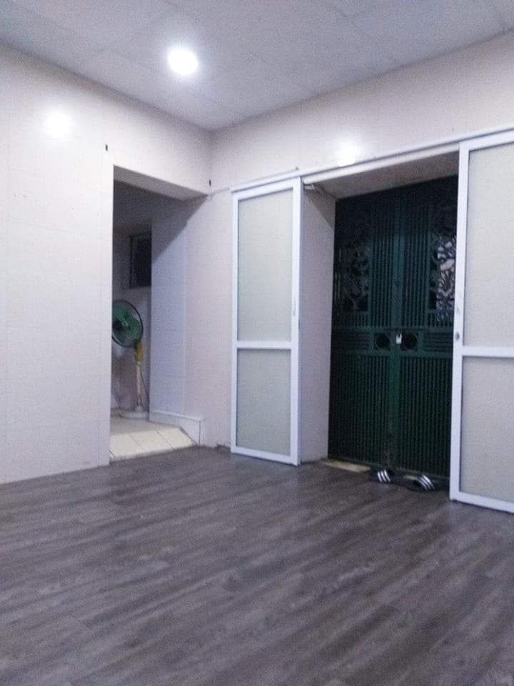 Cho thuê căn hộ khép kín tầng 1 DT 23m2, khu vực Hồ Đắc Di, Nam Đồng, Đống Đa giá 3tr