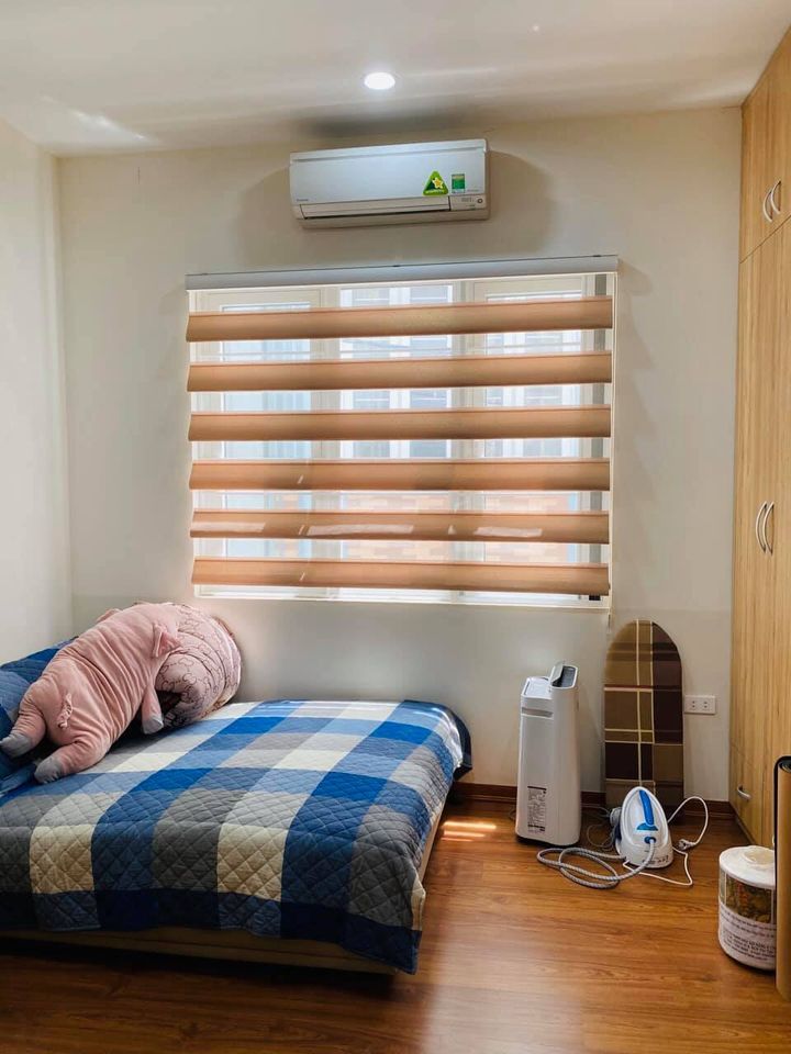 Nhà Đẹp Cần Bán Khách Xem Ưng Ngay Vị trí đẹp, ô tô đỗ cửa, thông ngõ 80 Hoàng Ngân