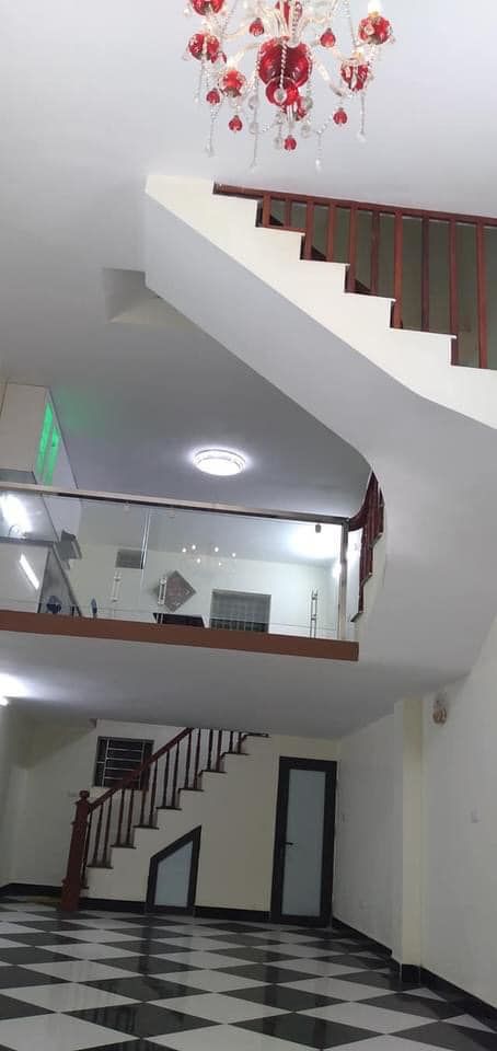 NHÀ ĐẸP THANH XUÂN 45M2 - 6 PHÒNG NGỦ - Ô TÔ VÀO NHÀ - KINH DOANH