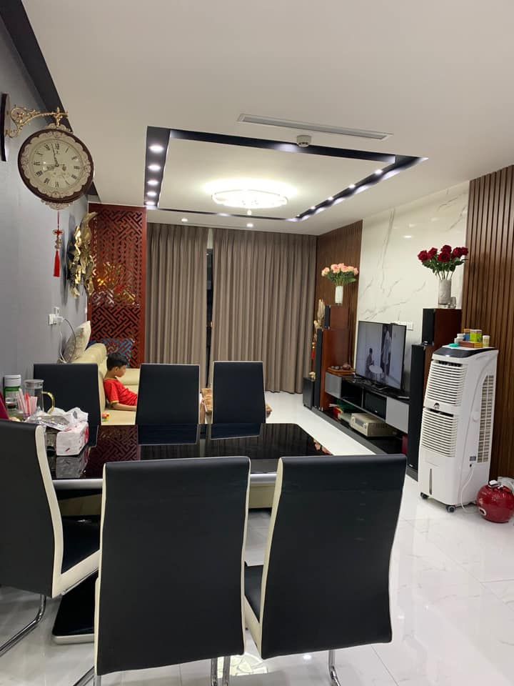 Chính chủ cần bán căn chung cư tại Việt Đức complex , nội thất đầy đủ. Giá cắt lỗ