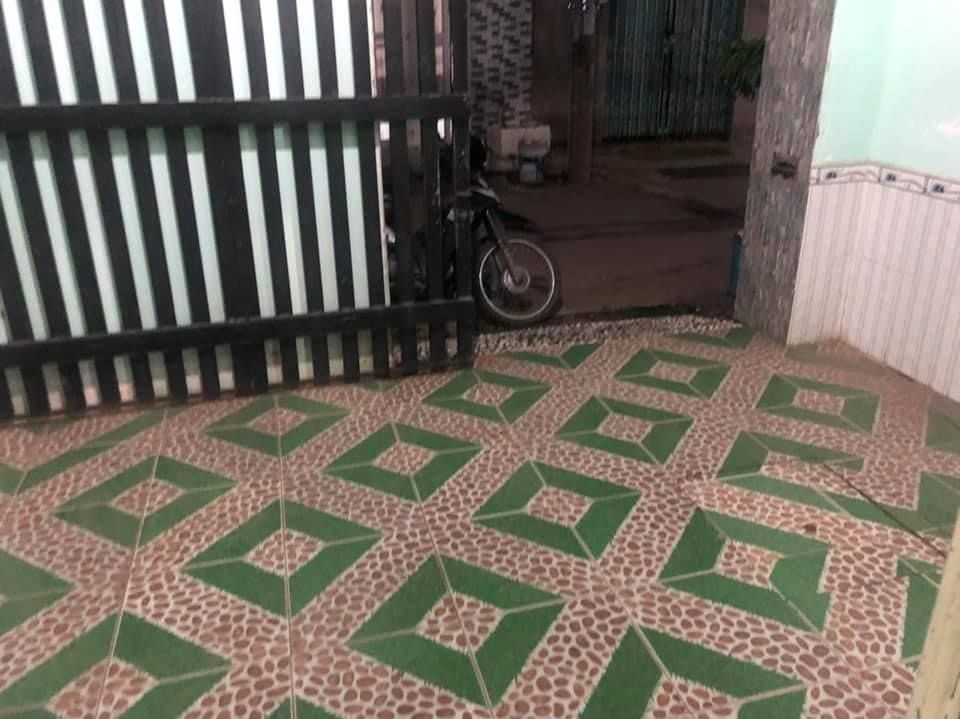 Bán nhà sổ riêng kp6 P. Tân biên .giá này chỉ bằng giá đất thui ạ Dt 4m3 x 20 .nhà có sân pk 1pn