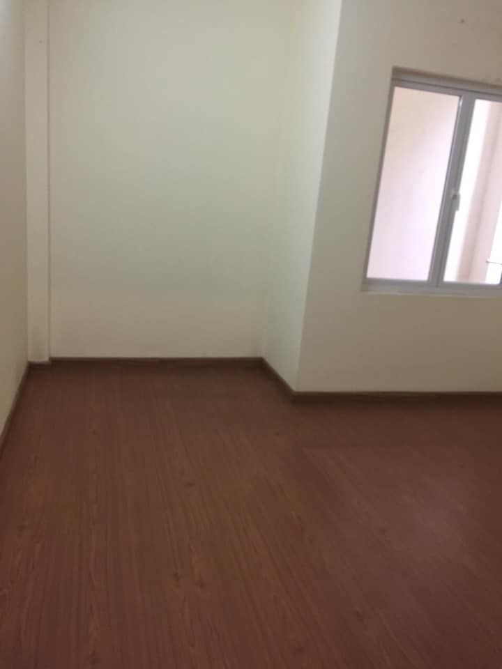 Bán nhà chính chủ phân lô quận hà đông . Gần kđt an Hưng . Dt 50m x3,5 tầng . Mỗi tầng 2p ngủ .