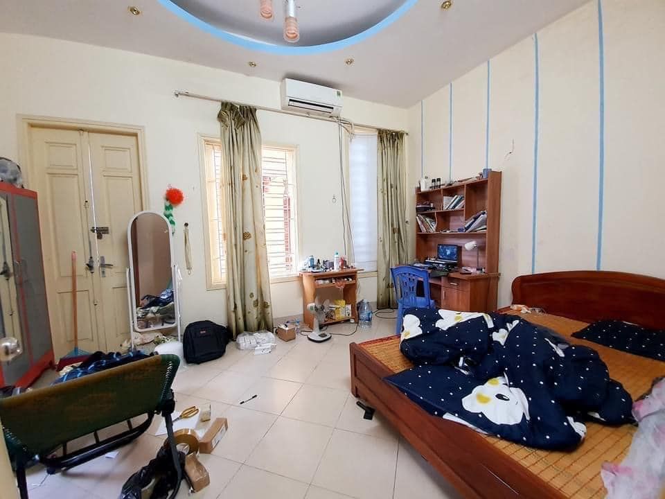 Bán nhà HIẾM, Vương Thừa Vũ, Khương Trung, Tô Vĩnh Diệm. Trung tâm quận Thanh Xuân. + DT 50m x 4t