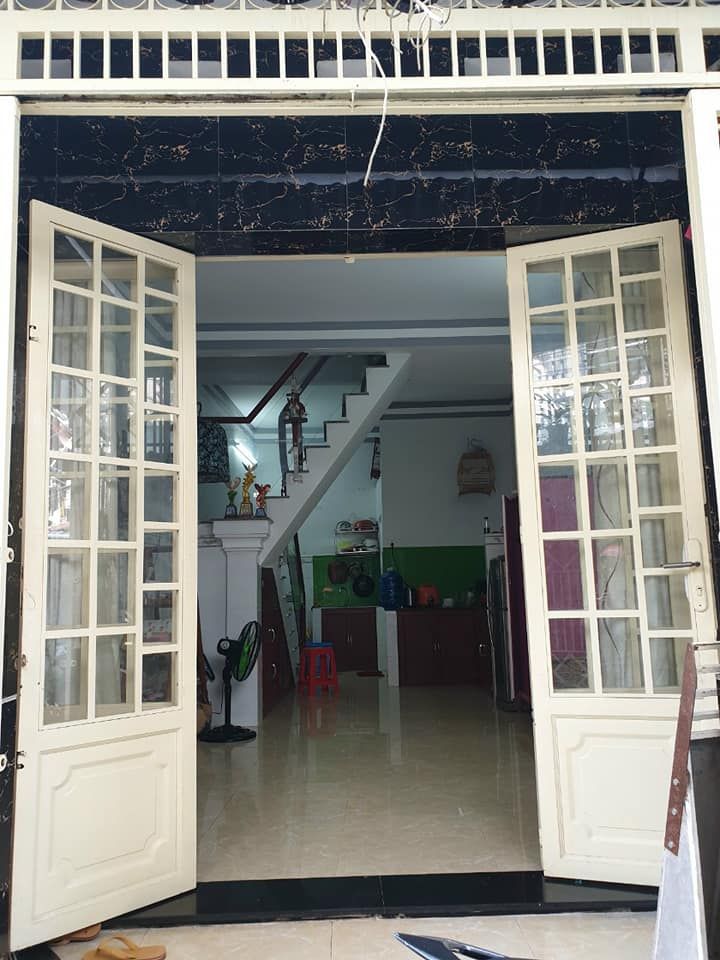 Cho thuê nhà nguyên căn thị trấn nhà bè đường Huỳnh Tấn phát. Dt 4x9m. Kết cấu:trệt lầu 1PK,2PN,2WC