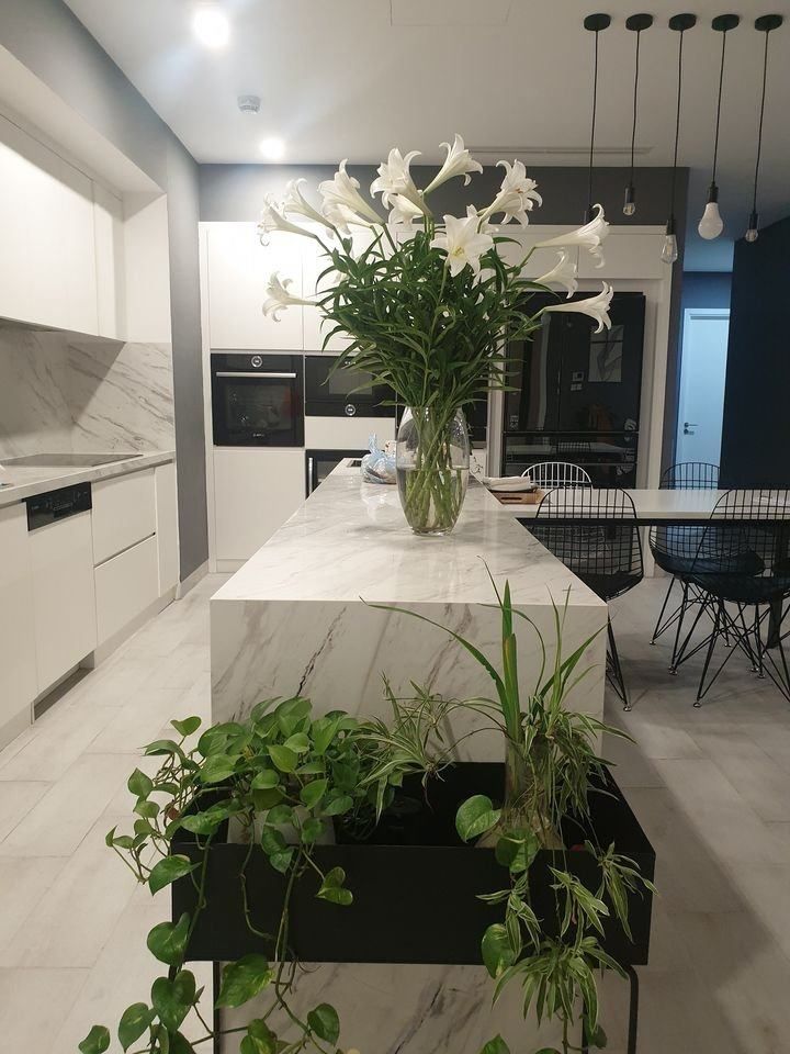 Cần bán căn hộ chung cư cao cấp Vinhomes West Point đường Đỗ Đức Dục Mễ Trì - Nam Từ Liêm.