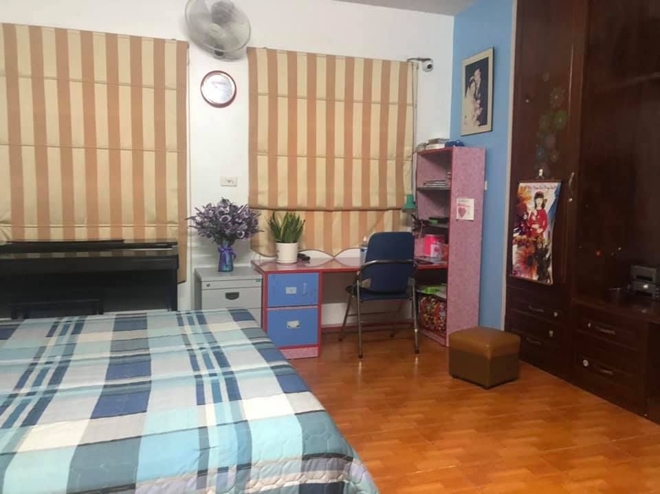 Bán nhà Nguyễn Xiển, Đại học Thăng Long, ô tô đỗ cửa, 45m2, 5 tầng, nhỉnh 4.2 tỷ.