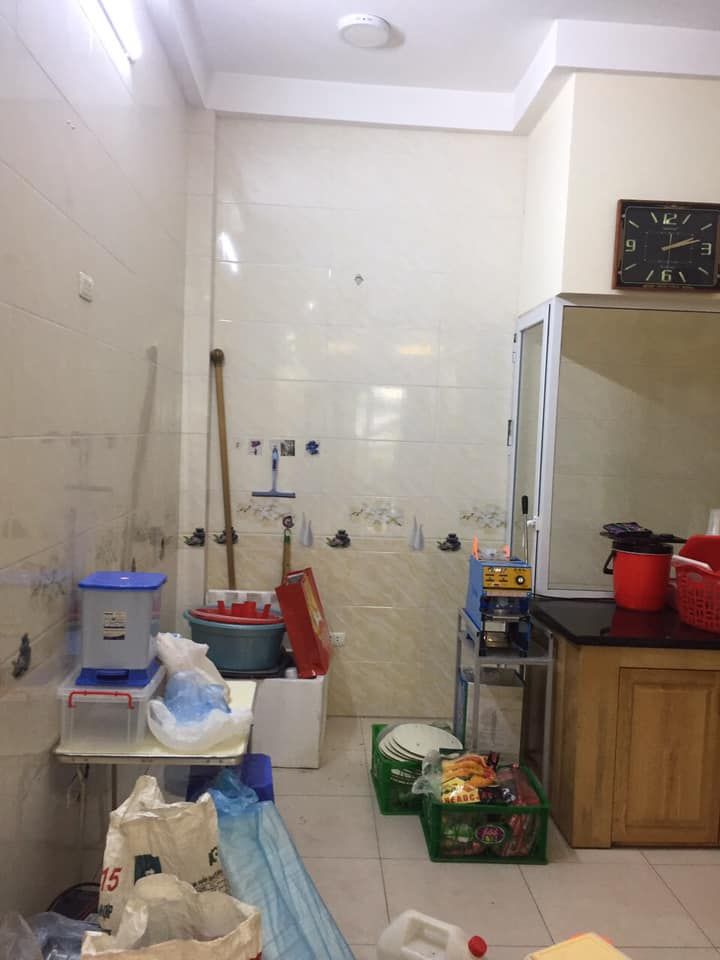 Bán nhà chính chủ phân lô quận hà đông . Gần kđt an Hưng . Dt 50m x3,5 tầng . Mỗi tầng 2p ngủ .