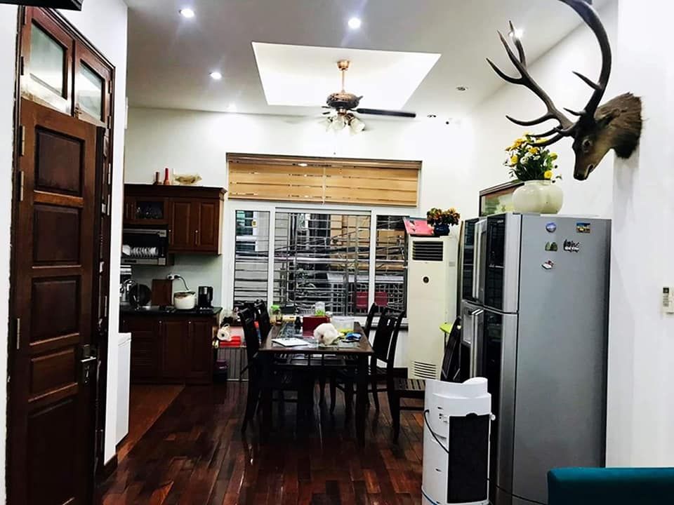 Bán Nhà Đẹp, Lô Góc 2 Mặt Thoáng 43m2 x 4 Tầng Trung Tâm Phố Láng Hạ.