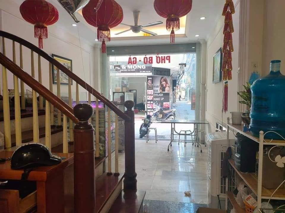 Bán Nhà khu vực Ngã tư sở DT 40M, 5 TẦNG, MT 3.8M, 6.25 TỶ