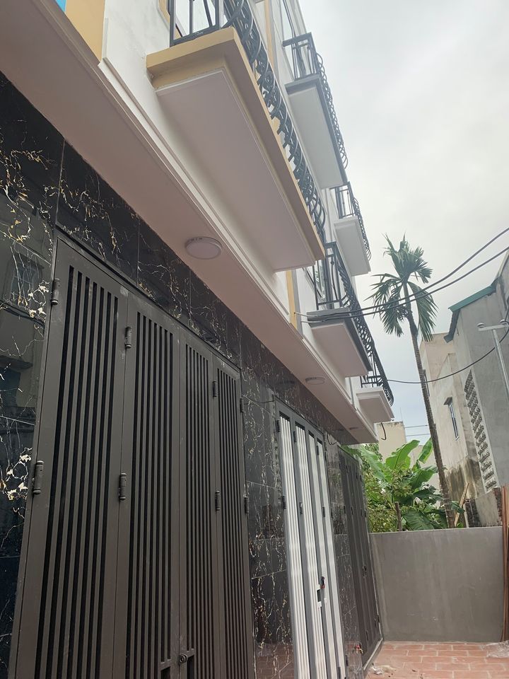 Bán nhà 4 tầng 34m2 cách bx yên nghĩa 500m, ô tô đỗ gần nhà ở tổ 1 Yên Nghĩa ,Hà Đông. Giá 1.76 tỷ
