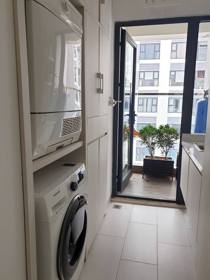 Cần bán căn hộ chung cư cao cấp Vinhomes West Point đường Đỗ Đức Dục Mễ Trì - Nam Từ Liêm.